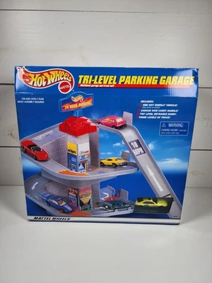 NEW Unopened Hot Wheels Mattel Tri-Level Parking Garage Set with Car 1998 NRFB  - Image 1 of 4