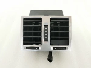 Skoda SuperB bocchetta aria griglia di ventilazione posteriore centrale ventilazione 3U0819203E - Foto 1 di 9