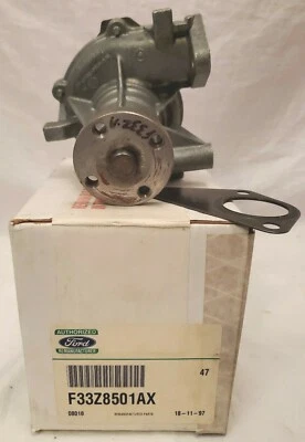 Bomba de agua Ford remanufacturada F33Z-8501-AX 1986-1989 Ford Taurus Foto 1 de 4
