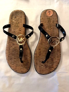 MICHAEL KORS Black Jelly Cork Thongs Flat Sandals Size 7 MK Gold Logo Flip Flops - Picture 1 of 3