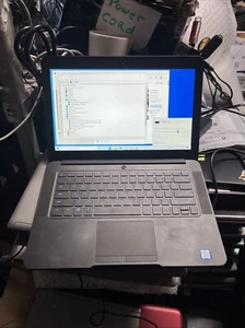 RAZER BLADE RZ09-0195, 14", i7-7700HQ 2.8Ghz, 16GB, 512GB SSD, GTX 1060, WIN 10 - Imagen 1 de 14