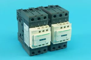 Schneider Electric LC2D40AGD reversing contactor , 3P(3 NO), 40A, 125 VDC coil - Imagen 1 de 4
