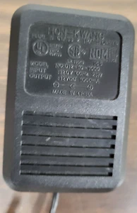 Genuine Hon-Kwang D12-10-1000 12V 60Hz 25W Plug In Transformer Power Mains - Picture 1 of 3