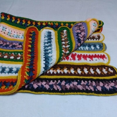 Manta de bebé afgana colorida ganchillo a mano manta de regazo rayas aprox 53x42 Foto 1 de 4