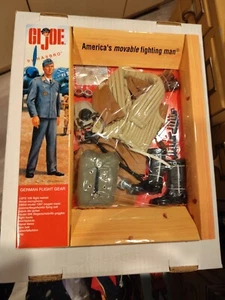 2005 Hasbro Convention GI Joe Battle of Britain German Pilot 12" Accessory Set - Picture 1 of 1