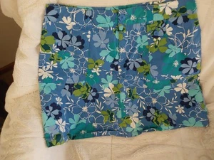 LADIES SKORT FOR GOLFING SIZE 12 AVERAGE BEAUTIFUL - Picture 1 of 6