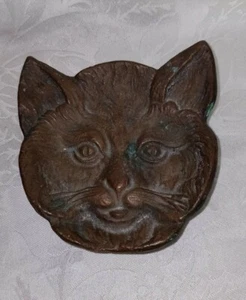 Vintage solid brass footed Cat Head Ash Tray Pin Dish Trinket Dish - Picture 1 of 3