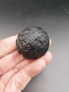 Vidrio de impacto de meteorito Quality Tektite Philipinite Rizalite 58,09 g / 3,8 cm - Imagen 1 de 12