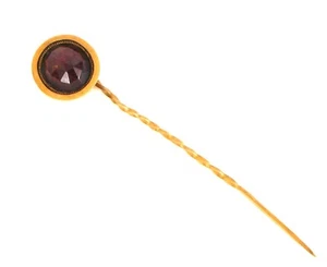 VTG BEAUTIFUL 14K YELLOW GOLD FACETED RED GARNET HAT STICK PIN BROOCH .9 GRAMS - Picture 1 of 2