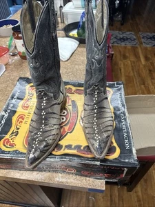 western boots men 27 1/2 Boots Need Heel Put On Both Boots Size 8 1/2 - Picture 1 of 12