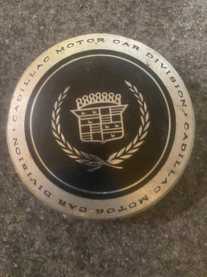 Cadillac DeVille Fleetwood 1993-1996 especial coche tapacubos traseros clips Foto 1 de 3