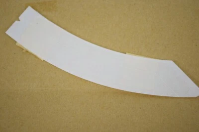 Pegatina protectora de piedra del lado del conductor Mazda BBM4-50-4R2A para Mazda3 2010-2013 Foto 1 de 4