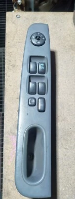 1998 - 2001 Hyundai Sonata RHF Window Switch - image 1 of 4