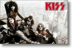 KISS POSTER Amazing Group Shot SELTEN NEU HEISS 24X36 - Bild 1 von 1