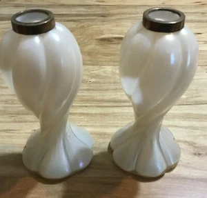 ¿Dos jarrones vintage de vidrio satinado inglés? Top de ley - Imagen 1 de 10
