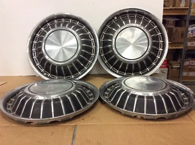 Винтажный комплект колпаков колес 70 1970 Mercury Colon Park Marquis 15 дюймов 24 ребра - Изображение 1 из 2