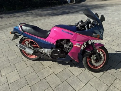 Kawasaki GPZ 750 R Bj. 1986 - Bild 1 von 4