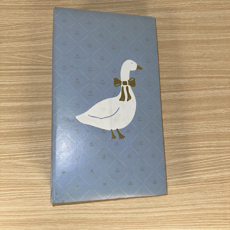 Vintage 1980s Country Goose Photo Album 3 Ring Blue Floral Cottagecore - Image 1 of 4