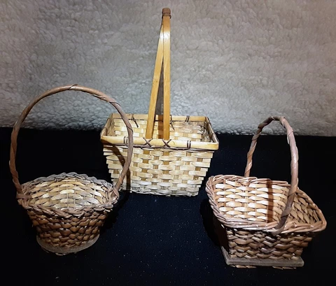 Vintage Woven Wicker Rattan Easter Plant Baskets Lot of 3 Cover