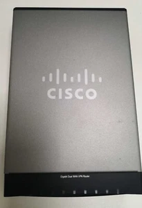 Cisco RV042G Small Business WAN VPN Router - Picture 1 of 1