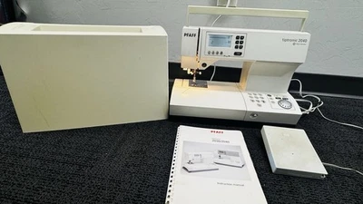 PFAFF Tiptronic 2040 Sewing Machine with Foot Pedal, Case, Manual And Extras - Image 1 of 4