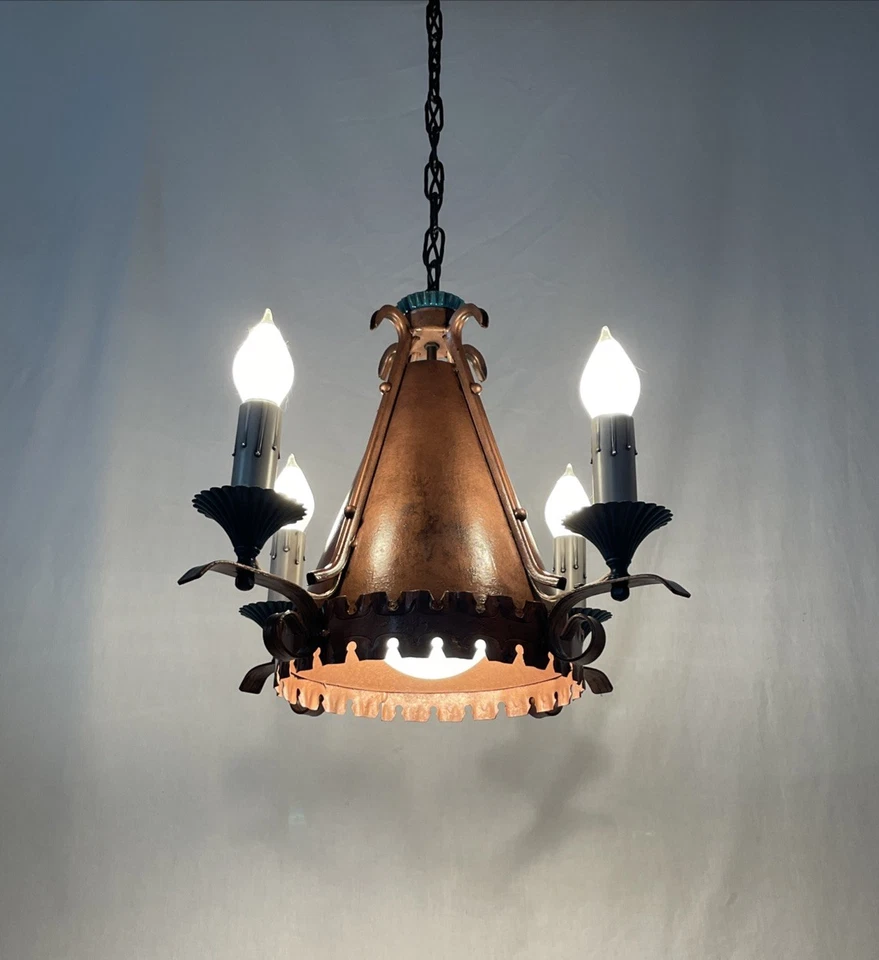 Pingente Tudor antigo RESTAURADO antigo vintage artes e artesanato pendurado luz chapéu bruxa missão - Imagem 1 de 4