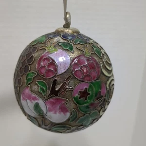 Vth Metal Esmalte Cloisonné Fruta Motivo Floral Bola Redonda Adorno Plateado - Imagen 1 de 15