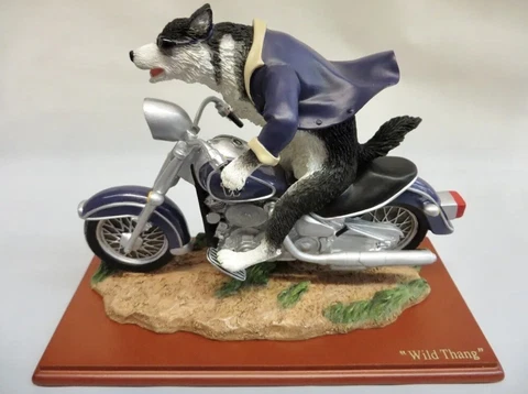 NCAA University of Washington Huskies Wild Thang Mascot Husky on Motorcycle *NEW Cover