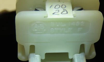 Allen Bradley 1492 Style F White Terminal Block (150 pcs) 36" Aluminum DIN Rail - Image 1 of 4