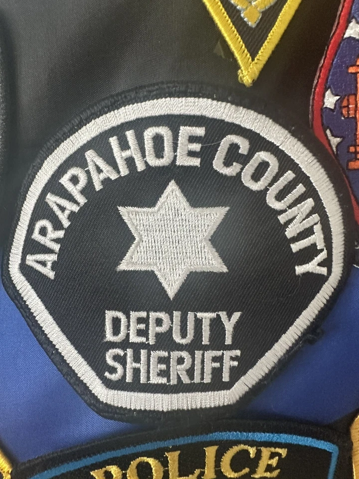 COLORADO CO ARAPAHOE CO CONDADO SHERIFF BONITO PARCHE EN EL HOMBRO POLICÍA Foto 1 de 1