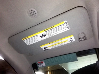 Viseira solar 2013-2022 BUICK ENCORE driver esquerdo cinza claro iluminado - Imagem 1 de 2