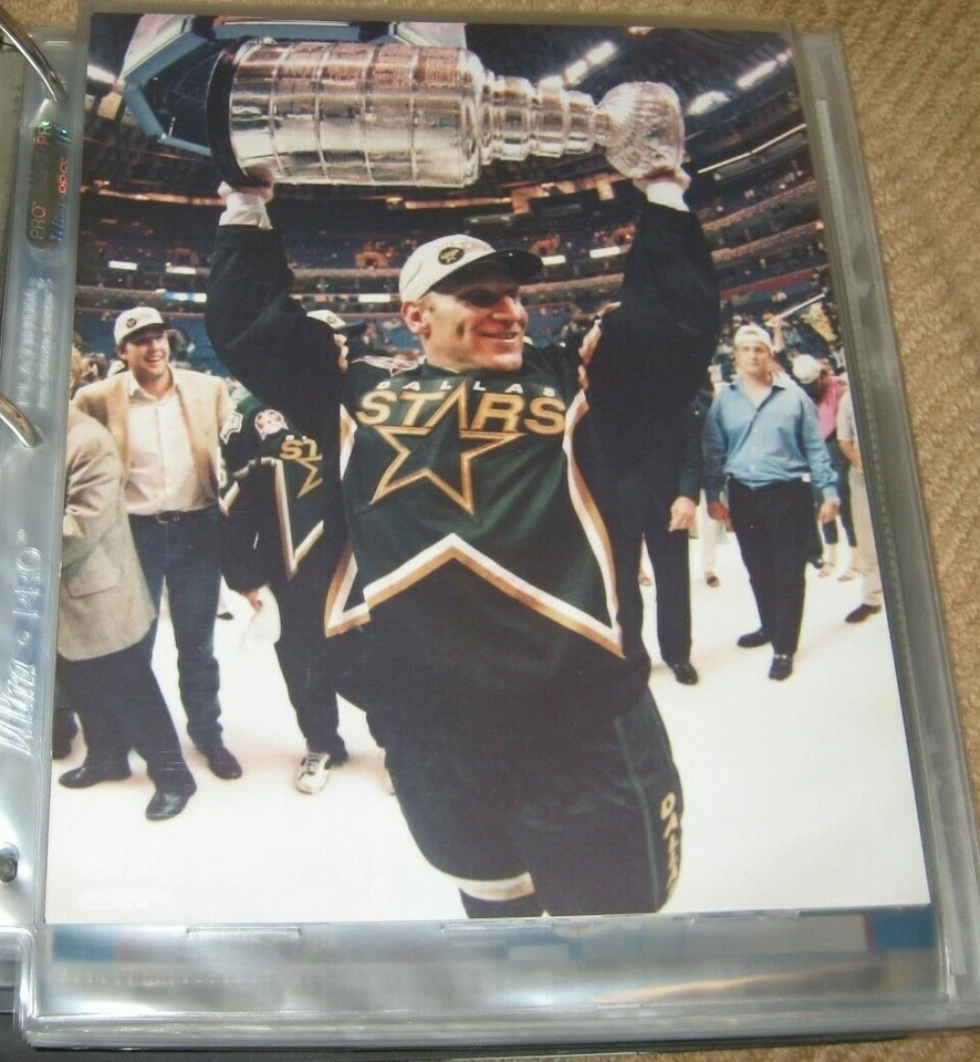 Brett Hull 8x10 Unsigned Photo Dallas Stars HOF - Image 1 of 1