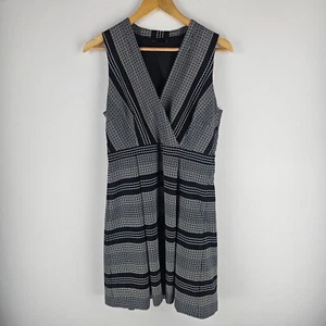Tokito Dress Womens Size 12 Black Geometric Sleeveless V-Neck Wrap Lined Pleated - Picture 1 of 6