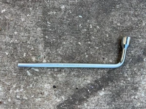 Mercedes W203 W212 W221 Wheel Rim Car Jack Nut Bolt Lug Wrench 17MM A2215810001 - Picture 1 of 3