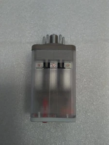 Relay, Ice Cube, 11-Pin, 3PDT, 10A, 120VAC Coil, LED Option - Picture 1 of 6