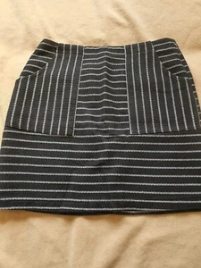 New look Black Women Skirt with Pocket Mini Zip Size 8 - Picture 1 of 3