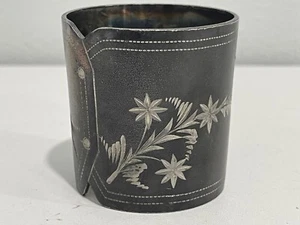 Antique Silver Plated Napkin Ring w/ Floral Decoration - Picture 1 of 8