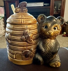 Vintage Ceramic Honey Bear Beehive Honey Pot Jar Server Holder with Spoon - Picture 1 of 8