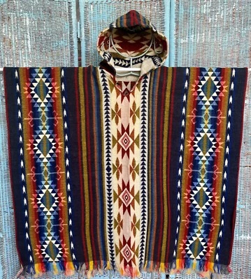 Wholesale Lot 10 Alpaca Ponchos delivery in 1 day, made of llama wool yarn  - Image 1 of 4