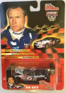 MARK MARTIN 1998 Signature Series 1/64 Scale Hood Opens Rubber Tires Nascar - Picture 1 of 4