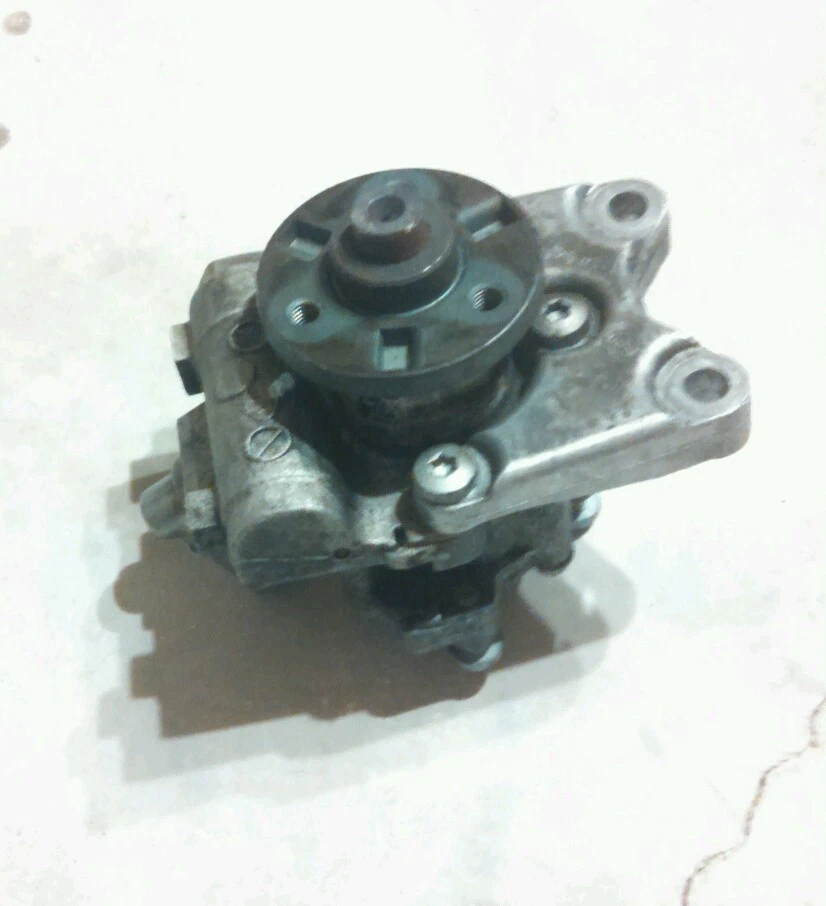 POWER STEERING PUMP BMW OEM E60 E61 528 525 530 530xi 6777321 06 07 08 ×parts× - Image 1 of 1