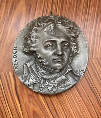 19e DAVID D’ANGERS MÉDAILLON GÉNÉRAL KLÉBER EN ÉTAIN, TRÈS RARE, SIGNÉ ANCIEN - Photo 1/4