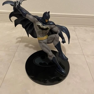 Batman Action Figure Statue 20cm Displayable Plastic Gray Black Blue - Picture 1 of 2