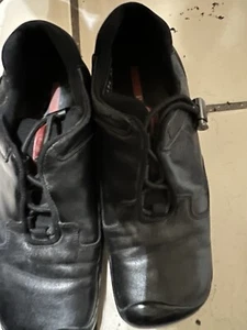 Prada Black Leather Shoes - Picture 1 of 4