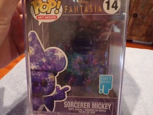 NEW Pop Funko Sorcerer MICKEY ART SERIES #14  in Hard Case B733 - Picture 1 of 5