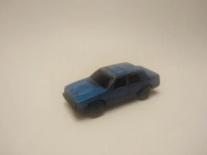 Volvo 760 GLE vintage diecast blue unbranded toy 1/64 - Zdjęcie 1 z 5