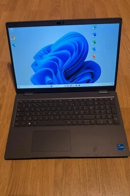 DELL LATITUDE 3540 15" i5-1235U 16Go 512o SSD NVMe WIN 11 PRO AZERTY GAR 1 AN - Photo 1/4