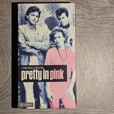 Pretty In Pink VHS 1986 Drama Molly Ringwald Andrew McCarthy Original Paramount - Image 1 of 4