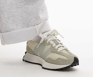 New Balance 327 sneakers donna 8 bianco beige con dettaglio verde chiaro NUOVE WS327UF - Foto 1 di 19