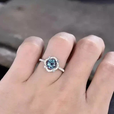 Кольцо из чистого белого золота 14 карат с александритом огранки подушка изменение цвета 2,20 карата все размеры - Изображение 1 из 4